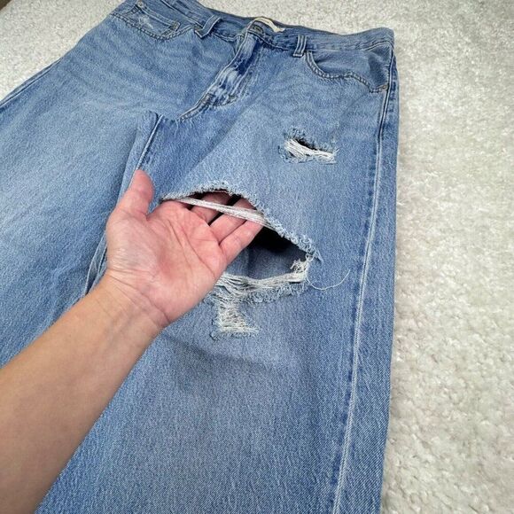 LEVI'S Baggy Dad Jean Distressed Ripped In The Middle - Picture 7 of 16